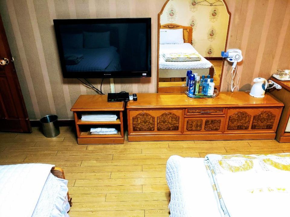 Alps Motel Busan Eksteriør bilde